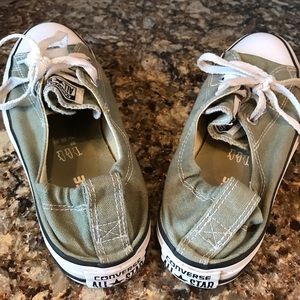 Converse- women’s Sz 8.5